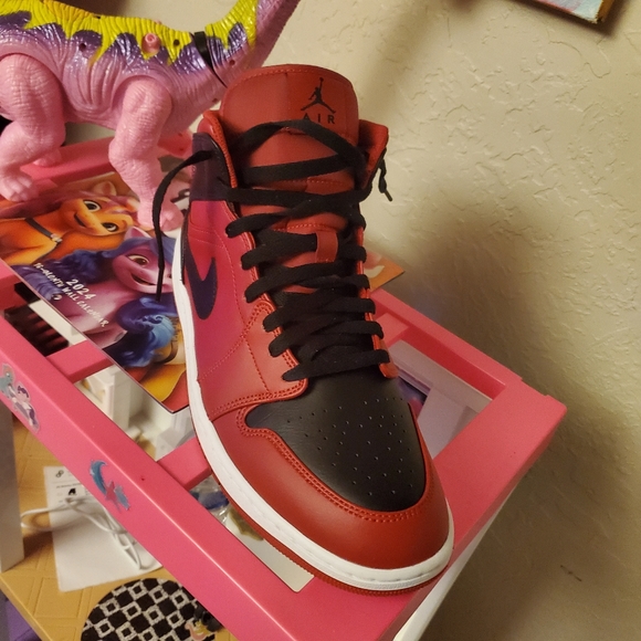 Air Jordan 1's mid customs Red and Black Size Mens 12 - Picture 7 of 8